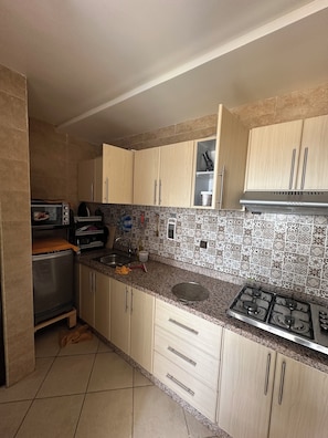 Oven, stovetop, paper towels
