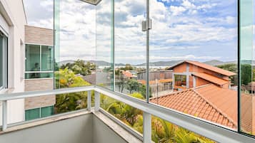 Basic Apartment | Interior