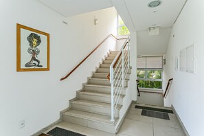 Basic Apartment | Interior