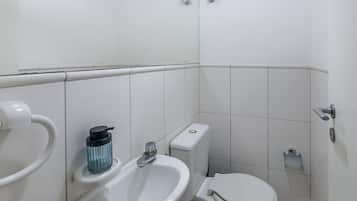 Departamento básico | Baño