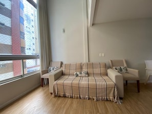 Apartamento básico | Zona de estar