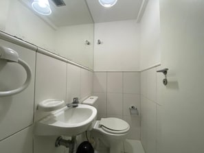 Apartamento básico | Baño