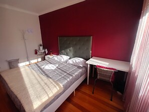 1 bedroom, Internet, bed sheets