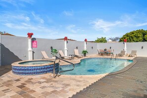 Apartment (4 Bedrooms) | Property amenity