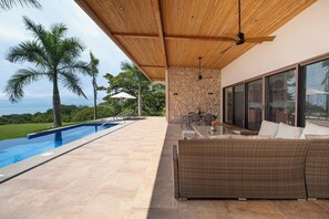 Pool - Seaside Haven Oceanview (Esterillos Este)
