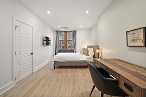 Appartement supĂ©rieur, vue sur la ville | Rideaux dâobscurcissement, fer et planche Ă repasser