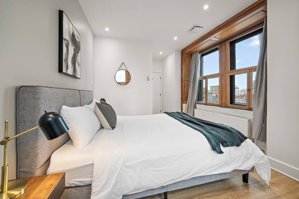 Premium Apartment, City View | Blackout drapes, iron/ironing board, free WiFi