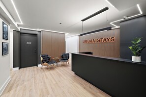Interior entrance - Hotel 511 Place d' Armes (Montréal)