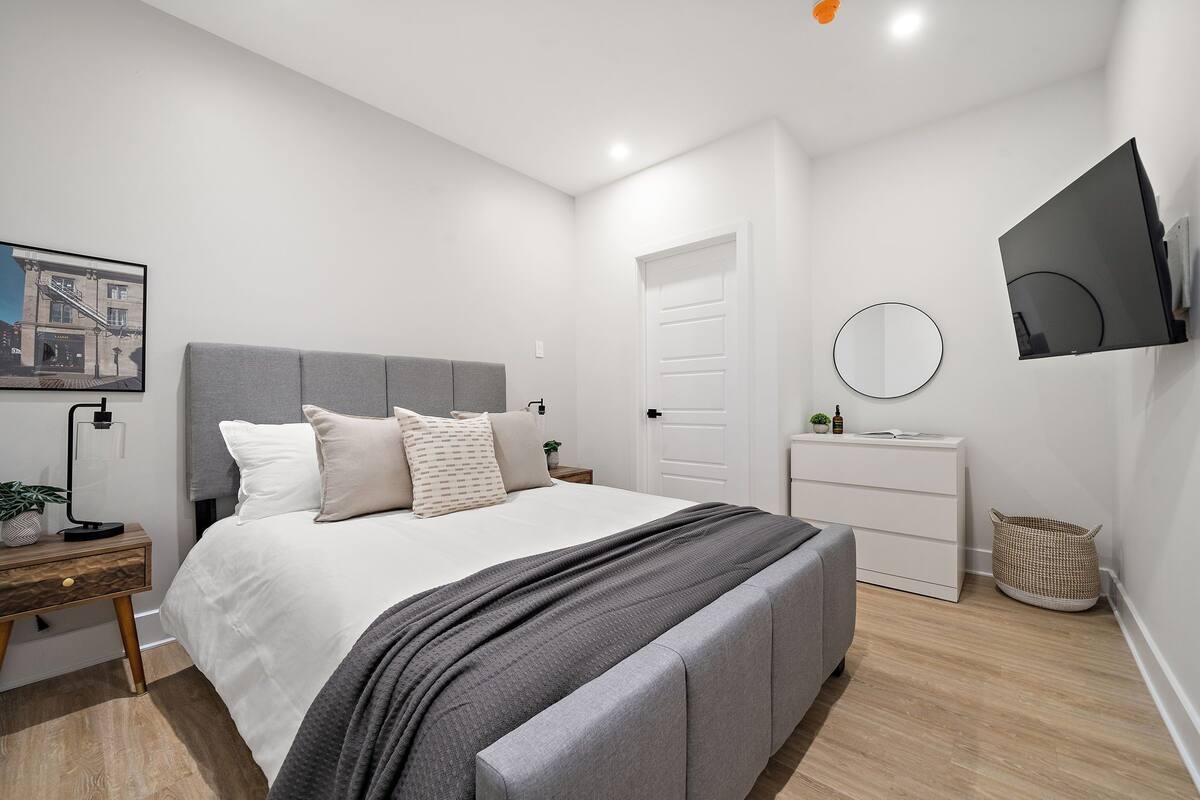 Comfort Apartment, City View | Blackout drapes, iron/ironing board, free WiFi