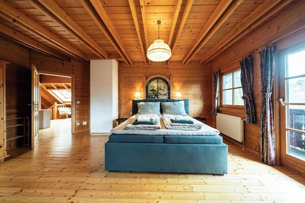 4 chambres, fer et planche à repasser, Wi-Fi, literie fournie