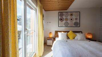 1 habitación, escritorio, cuna de viaje y wifi