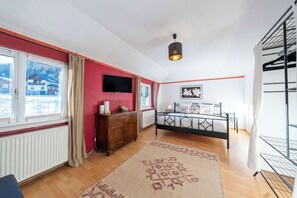 2 dormitorios, escritorio, cuna de viaje y wifi gratis