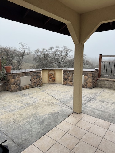 Charming 4 Bedroom Home, Close to Lake McClure & Lake Don Pedro