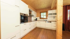 Refrigerador, horno, parrilla de estufa y lavavajillas 