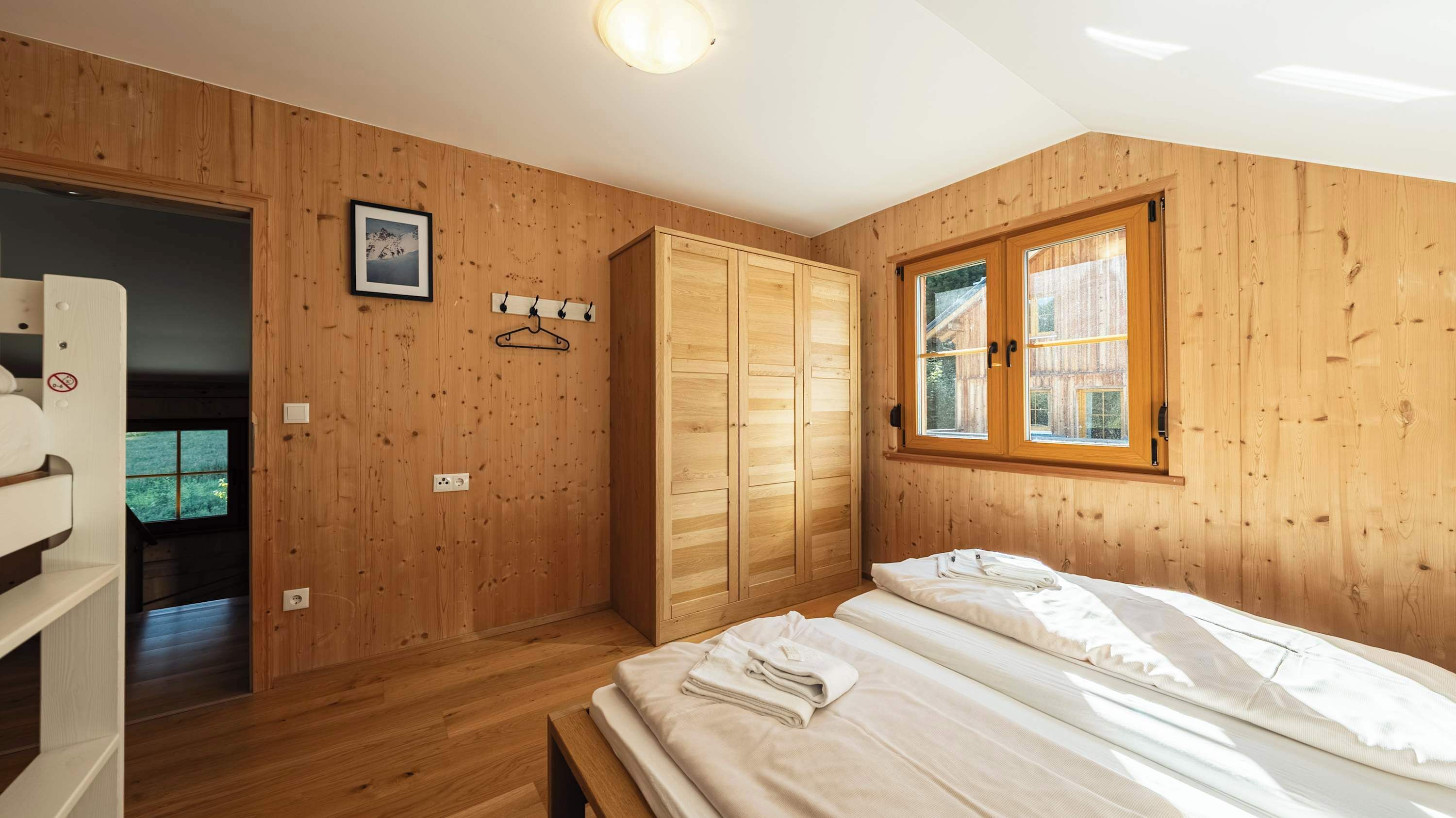 3 soveværelser, skrivebord, strygejern/strygebræt, Wi-Fi