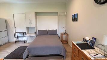 1 habitación, internet y ropa de cama