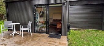 Clendon Cove Olive Studio with boat ramp and good for Cape Brett walkers