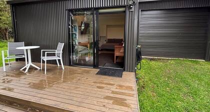 Clendon Cove Olive Studio with boat ramp and good for Cape Brett walkers