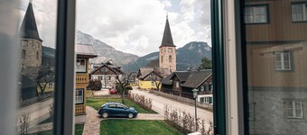 Hofmannsthal Suite | Kitchen | Parking | Garden