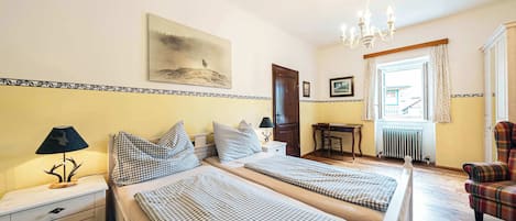 1 chambre, fer et planche Ă repasser, accĂšs au Wi-Fi (inclus)