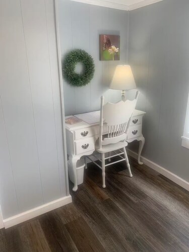 The tree house ,1 bd. lovely loft in historic area