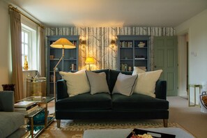 TV, fireplace - Sandstone 34 - sleeps 6 guests  in 3 bedrooms (Tattenhall, Cheshire)