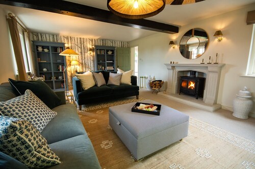 Sandstone 34 - sleeps 6 guests  in 3 bedrooms