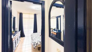 1 多间卧室、熨斗/熨衣板、WiFi、床单