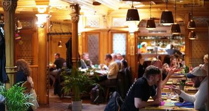 Hotel Zunfthaus zu Wirthen