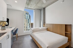 Basic Studio, 1 Double Bed | View from room - Placemakr Downtown Phoenix (Phoenix)