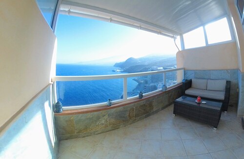 Facing the ocean - Whole apartment 2 bdrms & pool