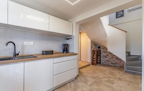 Interior - Amazing home in Krnica (Krnica)