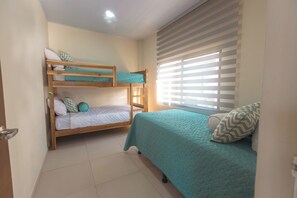 2 habitaciones, tabla de planchar con plancha y wifi gratis 