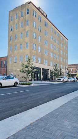 Exterior. Downtown Historic 1 Bed 1 Bath Apartment Unit 202