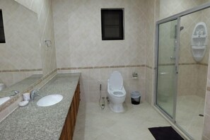 Room - The Pool House Pattaya No.8 (Pattaya)