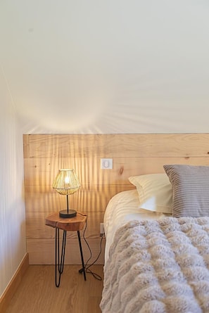 5 bedrooms