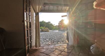 Remanso de Paz calm and fanatstic 2-bedroom bed & breakfast in Las Guázara