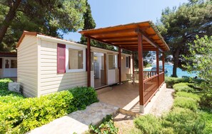 Exterior - 2 bedroom gorgeous (sta)caravan in Okrug Gornji (Okrug Gornji)