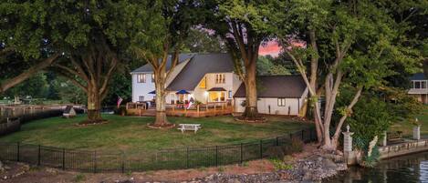 House (5 Bedrooms) | Front of property