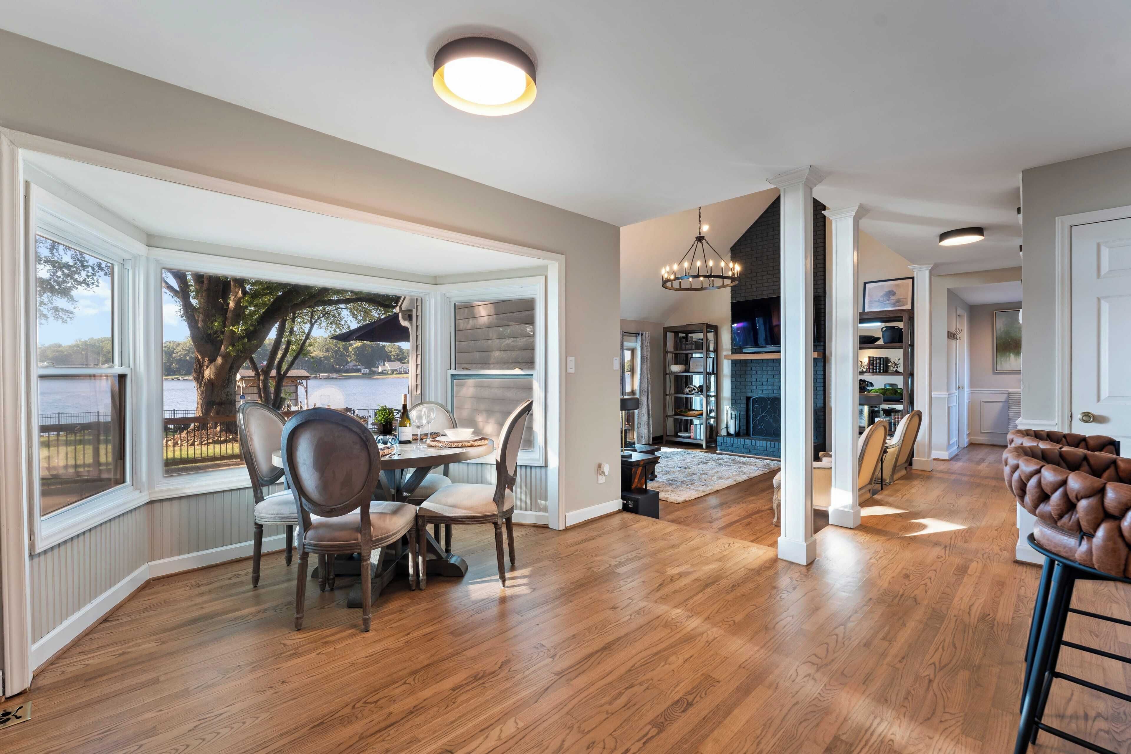 House (5 Bedrooms) | Interior