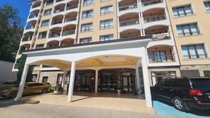 Exterior - Vacation apartment "Hermann's Sea View Apartment" Goldstrand, Bulgaria (Warna)