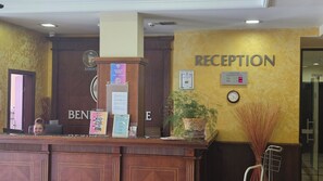 Lobby - Vacation apartment "Hermann's Sea View Apartment" Goldstrand, Bulgaria (Warna)