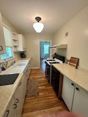 Microwave, oven, stovetop, dishwasher
