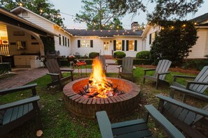 Property grounds - Expansive 85-Acre Villa w/ Pool & Fire Pit (Thomasville)