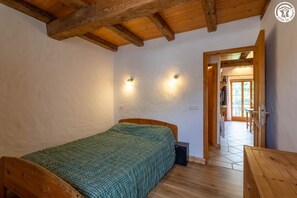 Bügeleisen/Bügelbrett, kostenloses WLAN