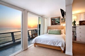 Room - One Room One Car Seaview Holiday Apartment (Beihai)
