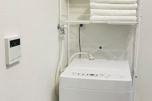 Room - YOSHIFUSA TOKYO (Tokyo)