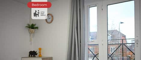 2 chambres, bureau, fer et planche à repasser, Wi-Fi gratuit