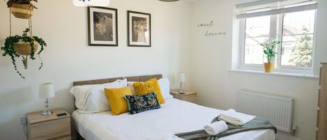 2 chambres, bureau, fer et planche à repasser, Wi-Fi gratuit