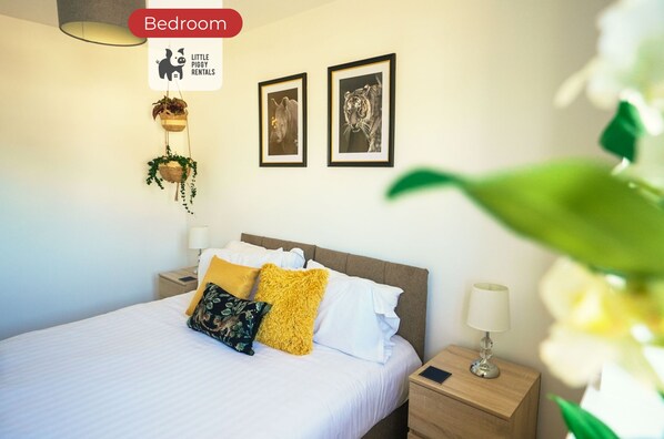 2 bedrooms, desk, iron/ironing board, free WiFi